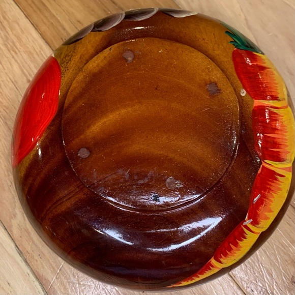 Vintage Wooden Bowl Hand Painted Fruit Round - Picture 7 of 7